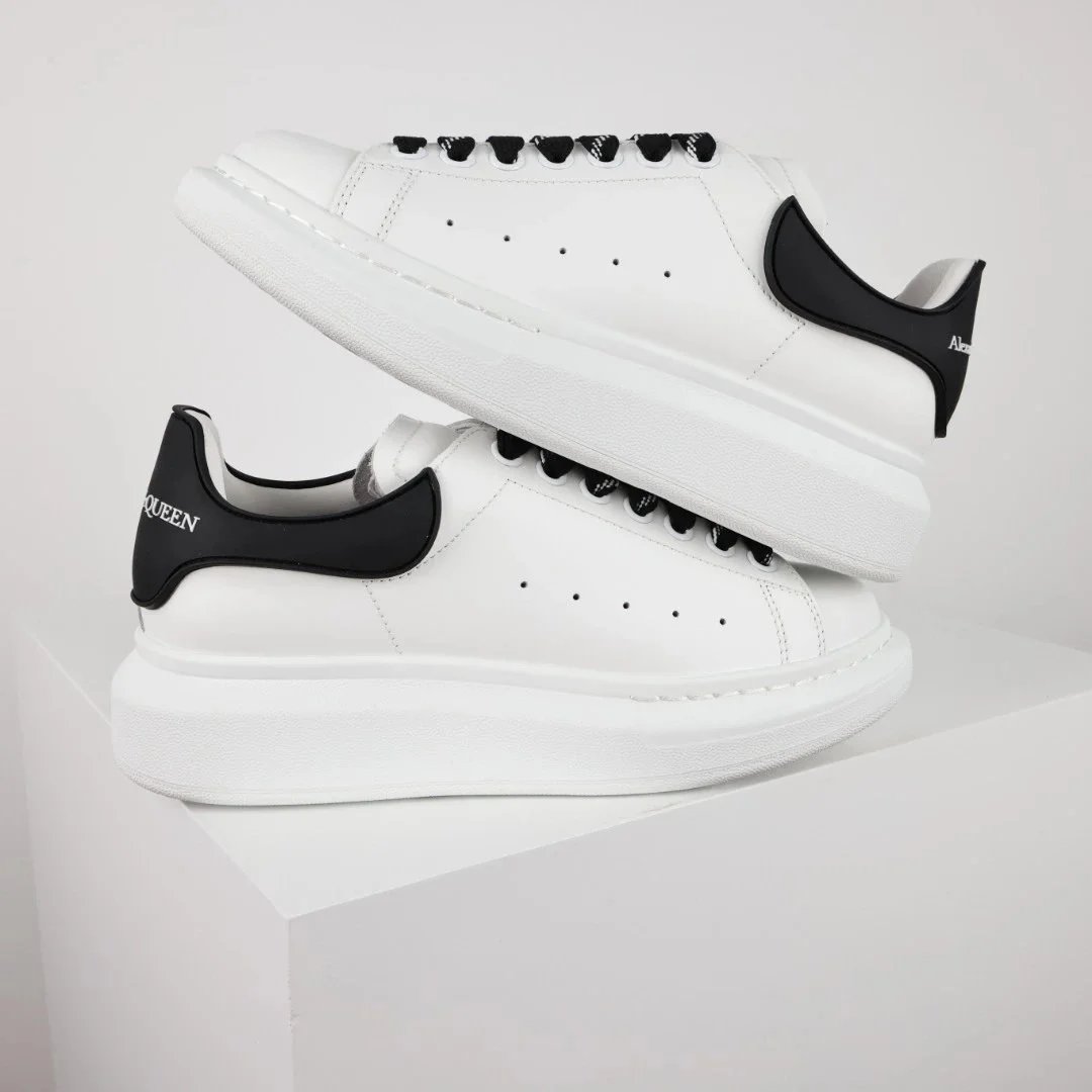 Alexander McQueen Oversized Sneaker Black and White Chunky Sneakers - 10