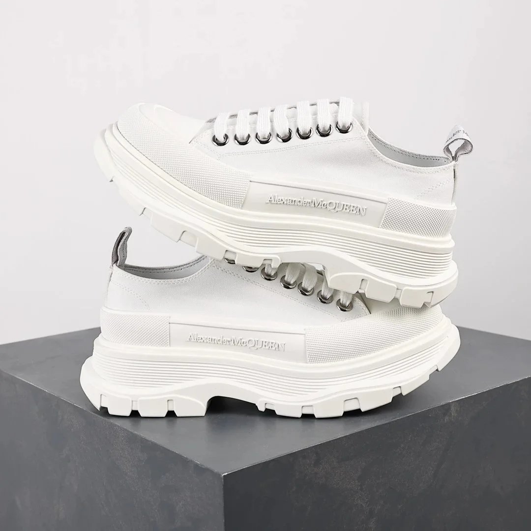 Alexander McQueen Oversized Sneaker Black and White Chunky Sneakers - 20