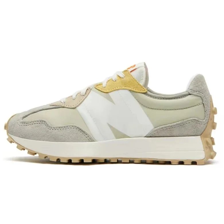 New Balance 327 Light Green