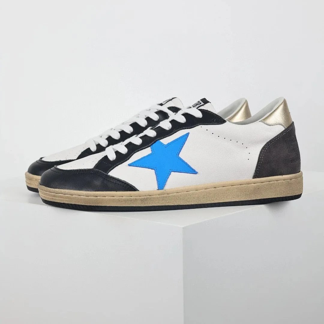 24- Classic Blue Star Gold Tail Dirty Shoes