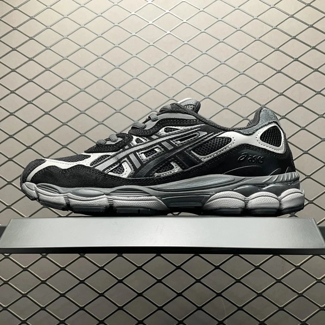 ASICS Gel-NYC Black Grey Silver