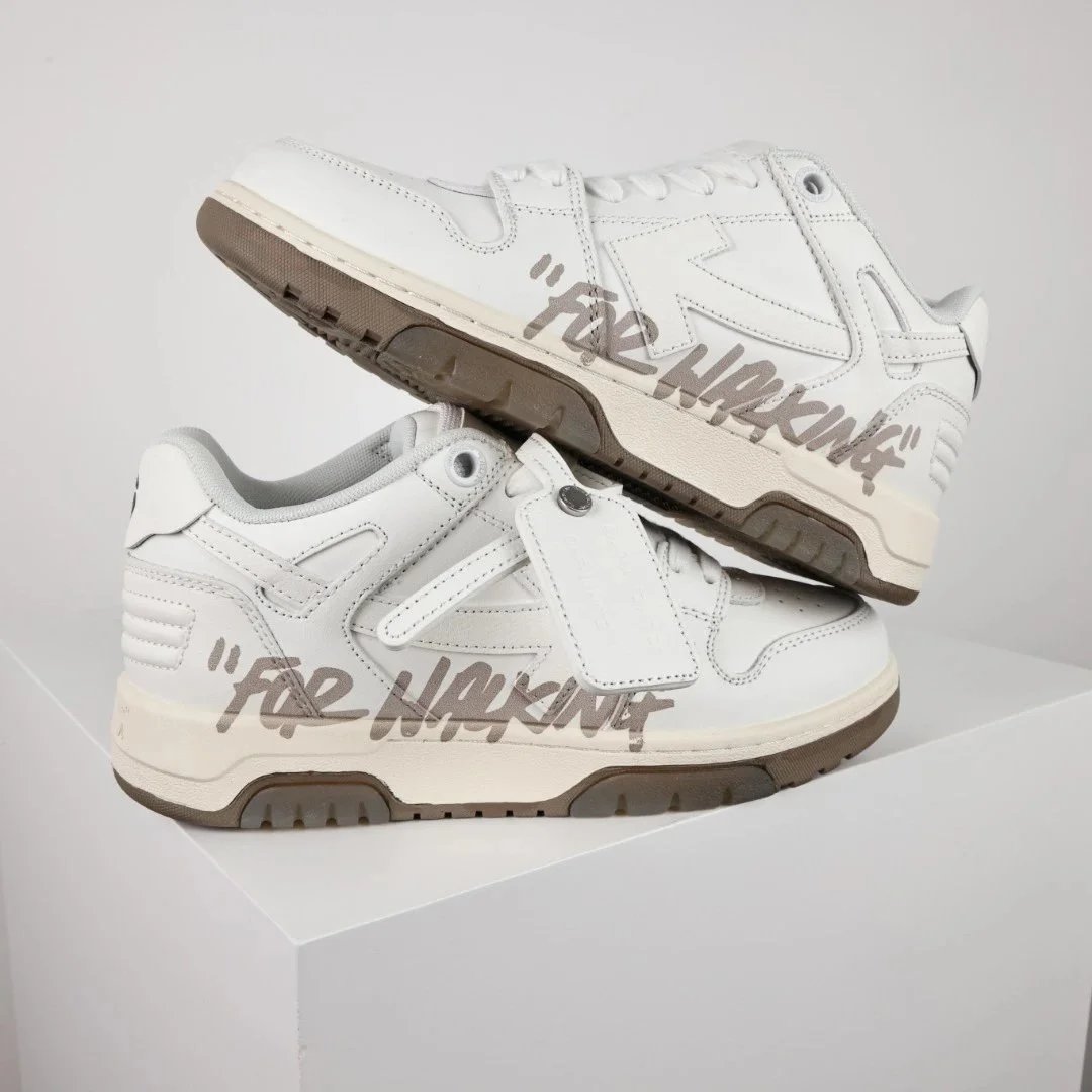 Off-White Diagonal Arrow Low White Pink Sneakers - 11