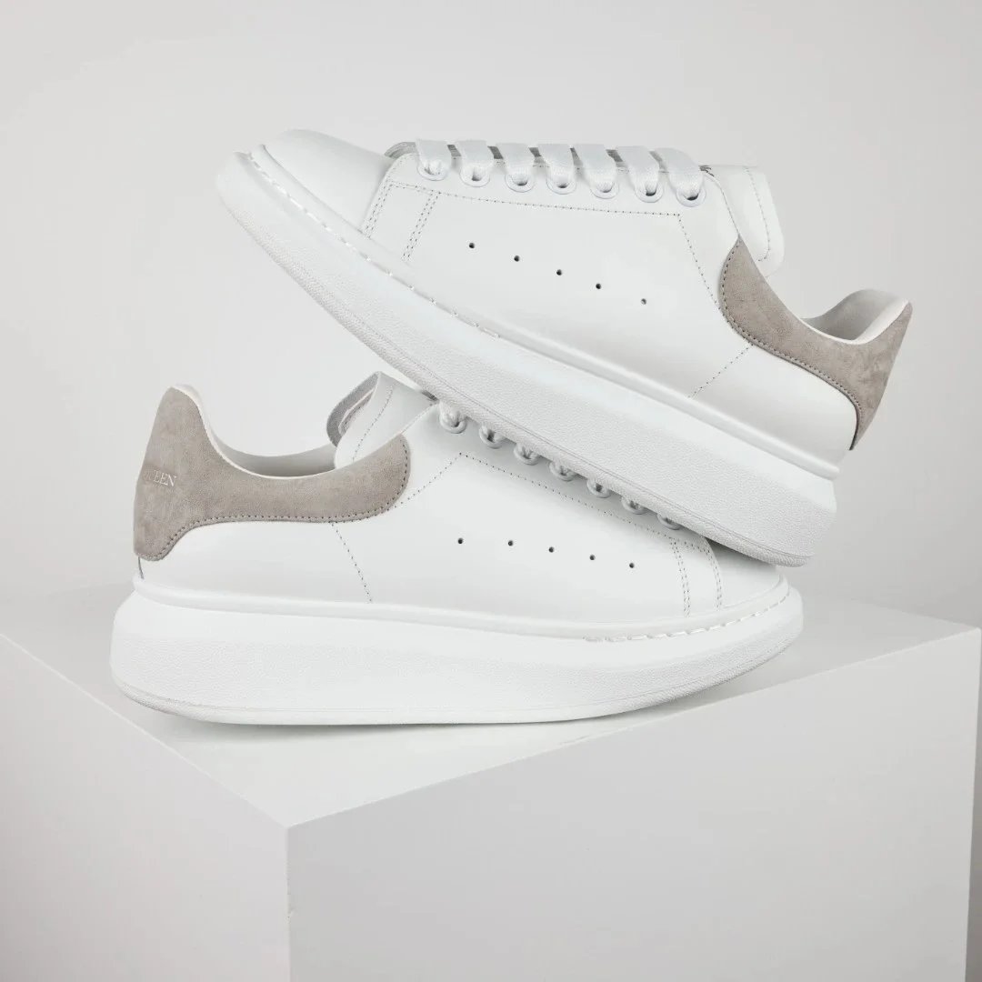 Alexander McQueen Oversized Sneaker Black and White Chunky Sneakers - 8