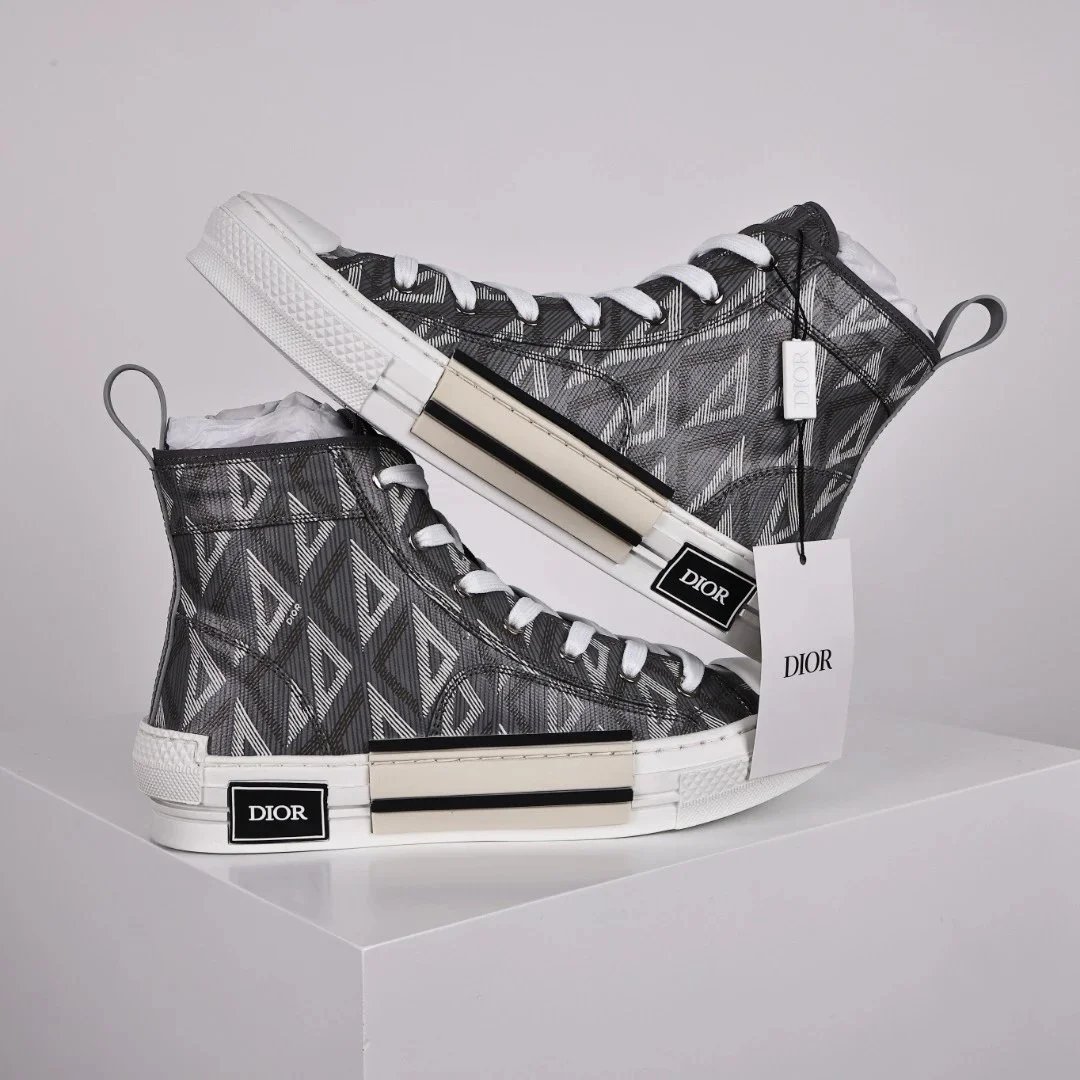 Dior B23 High-Top Sneakers Navy and White Oblique Print Sneakers - 30