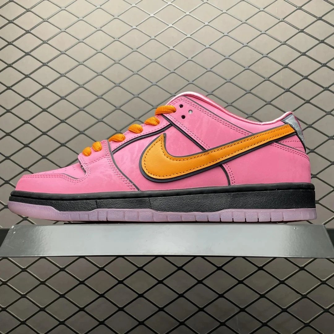 Nike SB Dunk Low Grey Fog Sneakers - 9