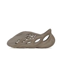 23-GX4472 (yee perforated sandals, coffee color)