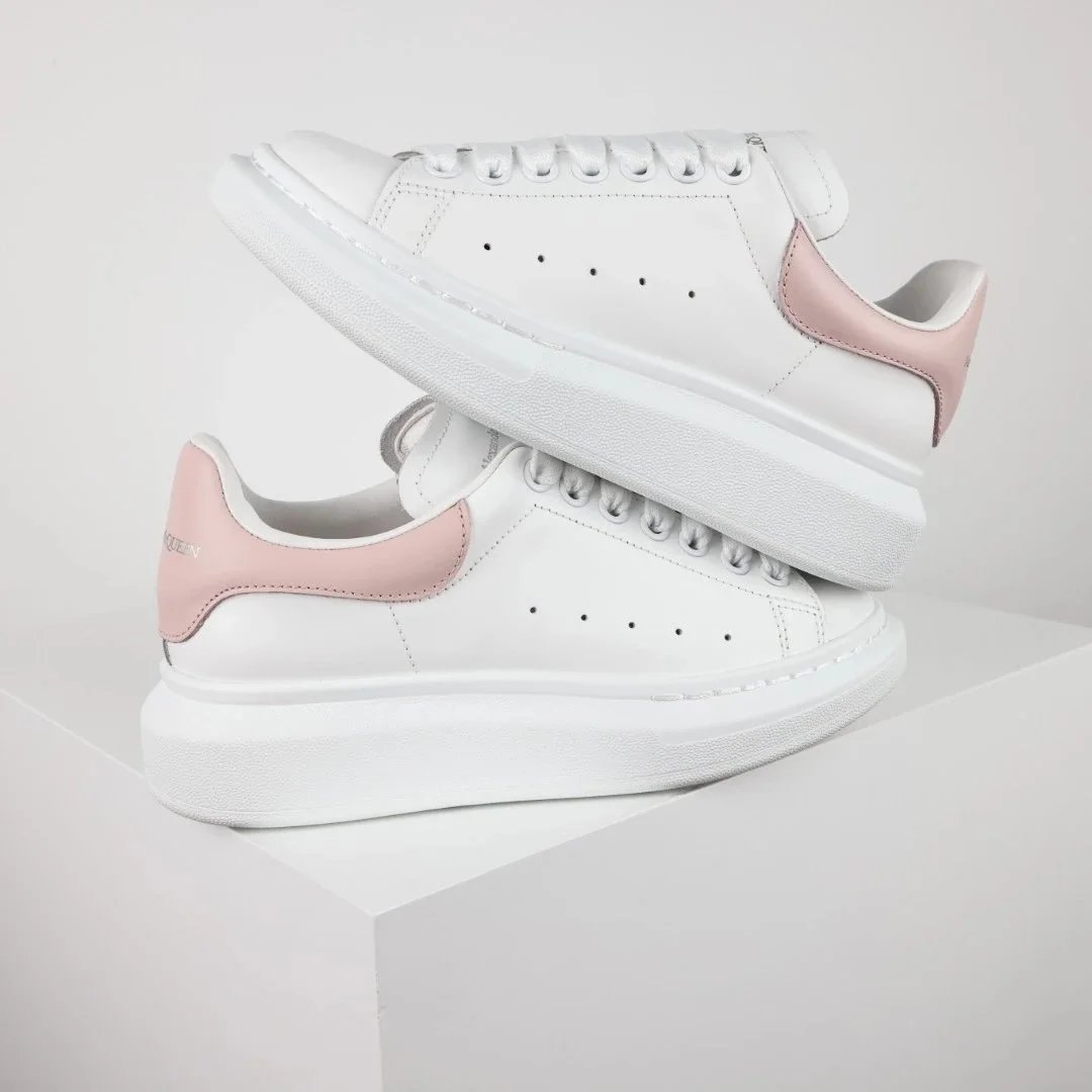 Alexander McQueen Oversized Sneaker Black and White Chunky Sneakers - 6