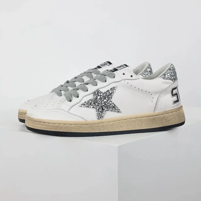 Golden Goose Sneakers Super-Star low-top star product detail image 11