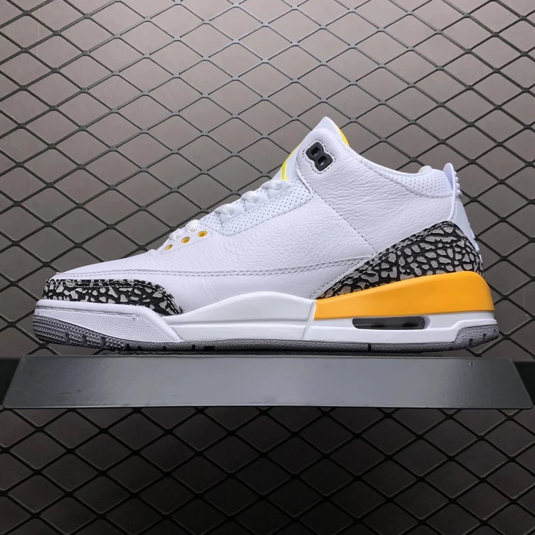Air Jordan 3 Retro 'Mocha' Sneakers - 10