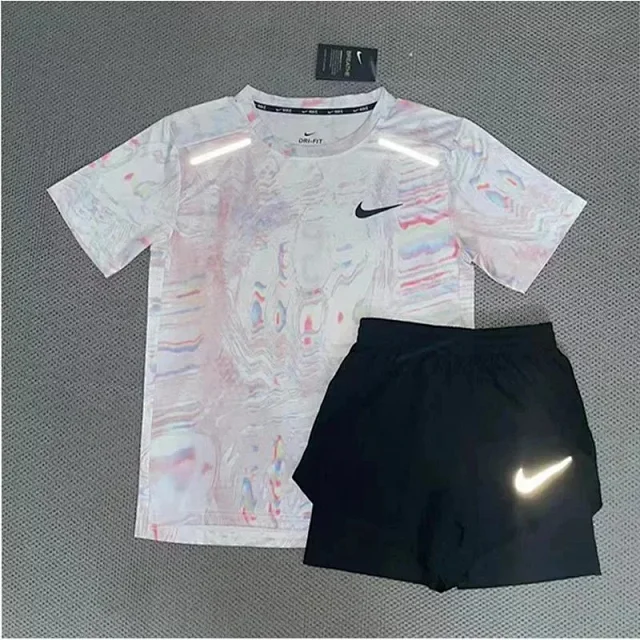 Nike Matching Sets Patterned running top and reflective shorts set product detail image 6