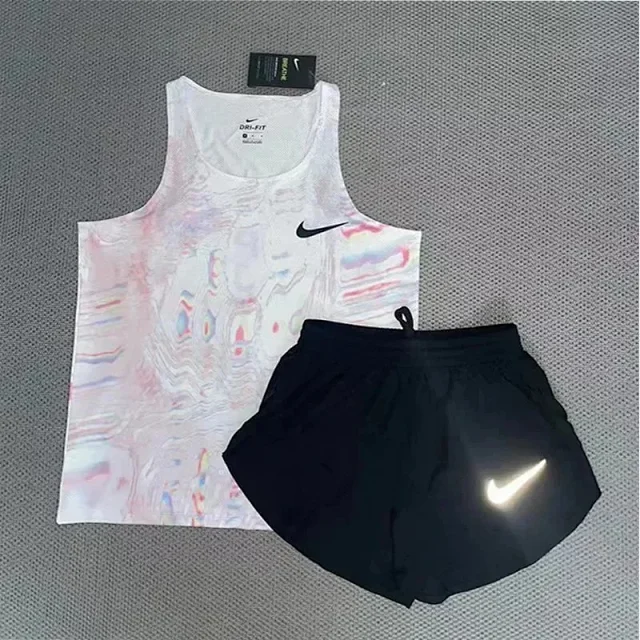 Nike Matching Sets Patterned running top and reflective shorts set product detail image 7