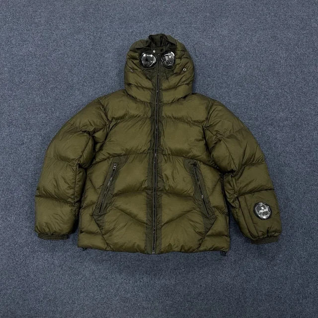 C.P. Company Vests Hooded Goggle Puffer Vest product detail image 4