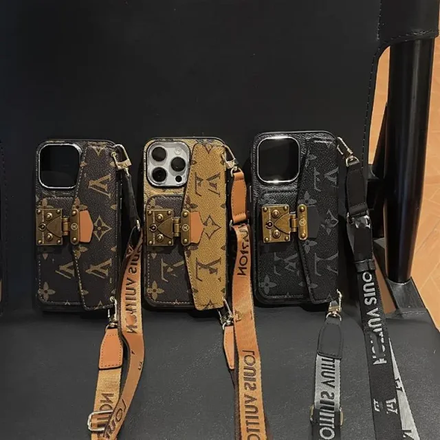 Louis Vuitton Phone Cases Patterned Case Collection product detail image 1