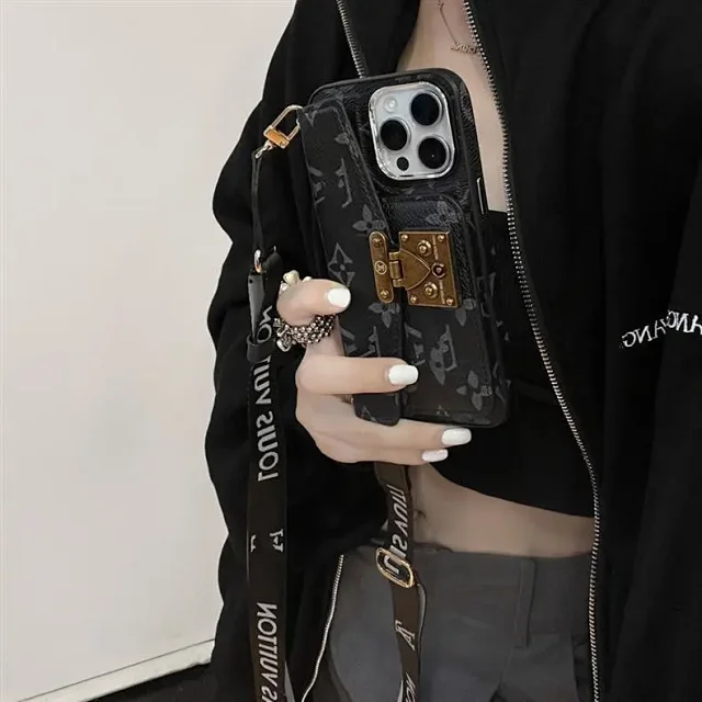 Louis Vuitton Phone Cases Patterned Case Collection product detail image 3