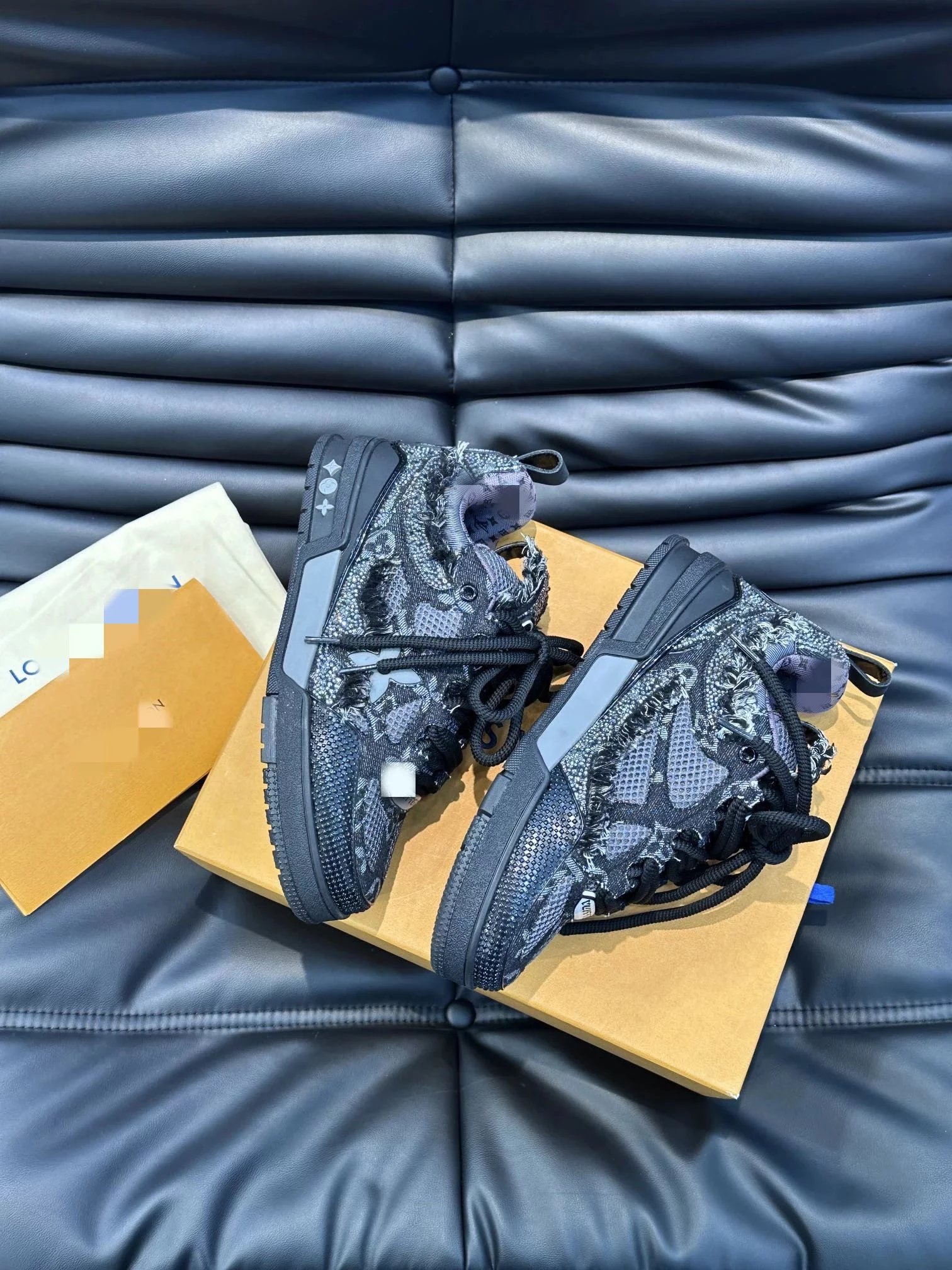 Product view 16