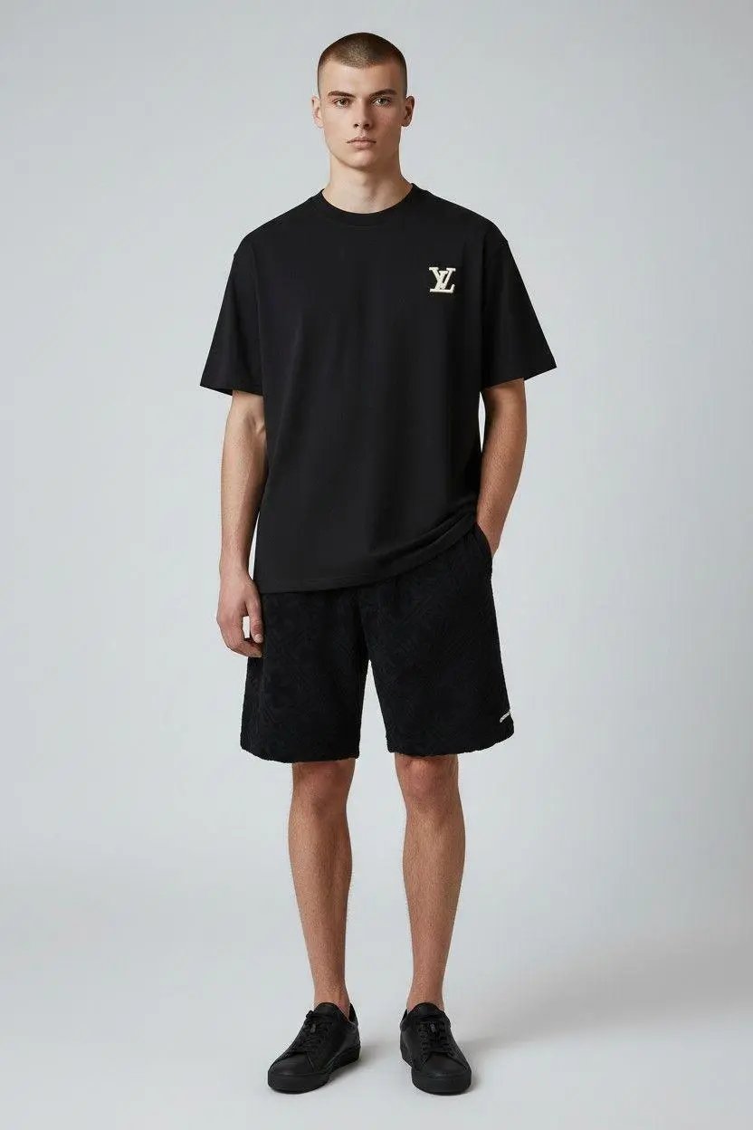 26.6.27 OOTD 时尚短袖和短裤 — W2CFinds curated find