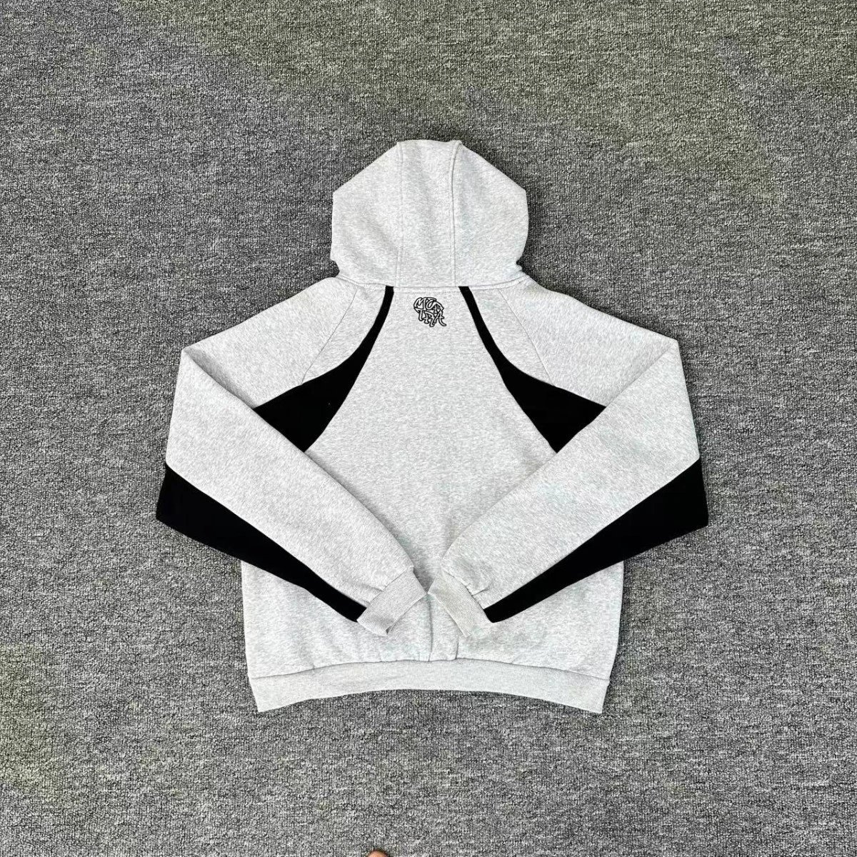 Design Logo Sweatpants Gray with Black Accents Sweatpants - 6
