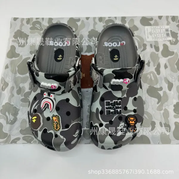Crocs x A Bathing Ape Classic Clog Pink Camo Print Sandals - 21