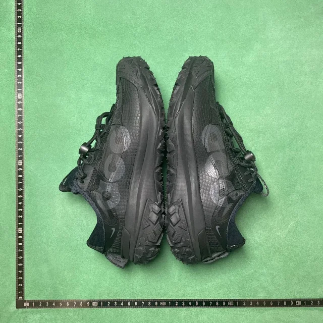Nike Sneakers ACG Mountain Fly Low 2 product detail image 2