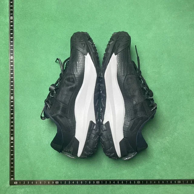 Nike Sneakers ACG Mountain Fly Low 2 product detail image 32