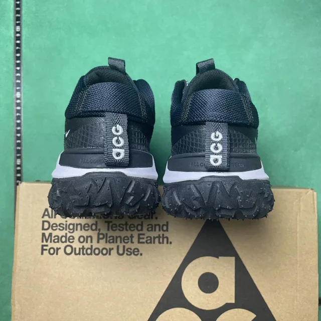 Nike Sneakers ACG Mountain Fly Low 2 product detail image 37