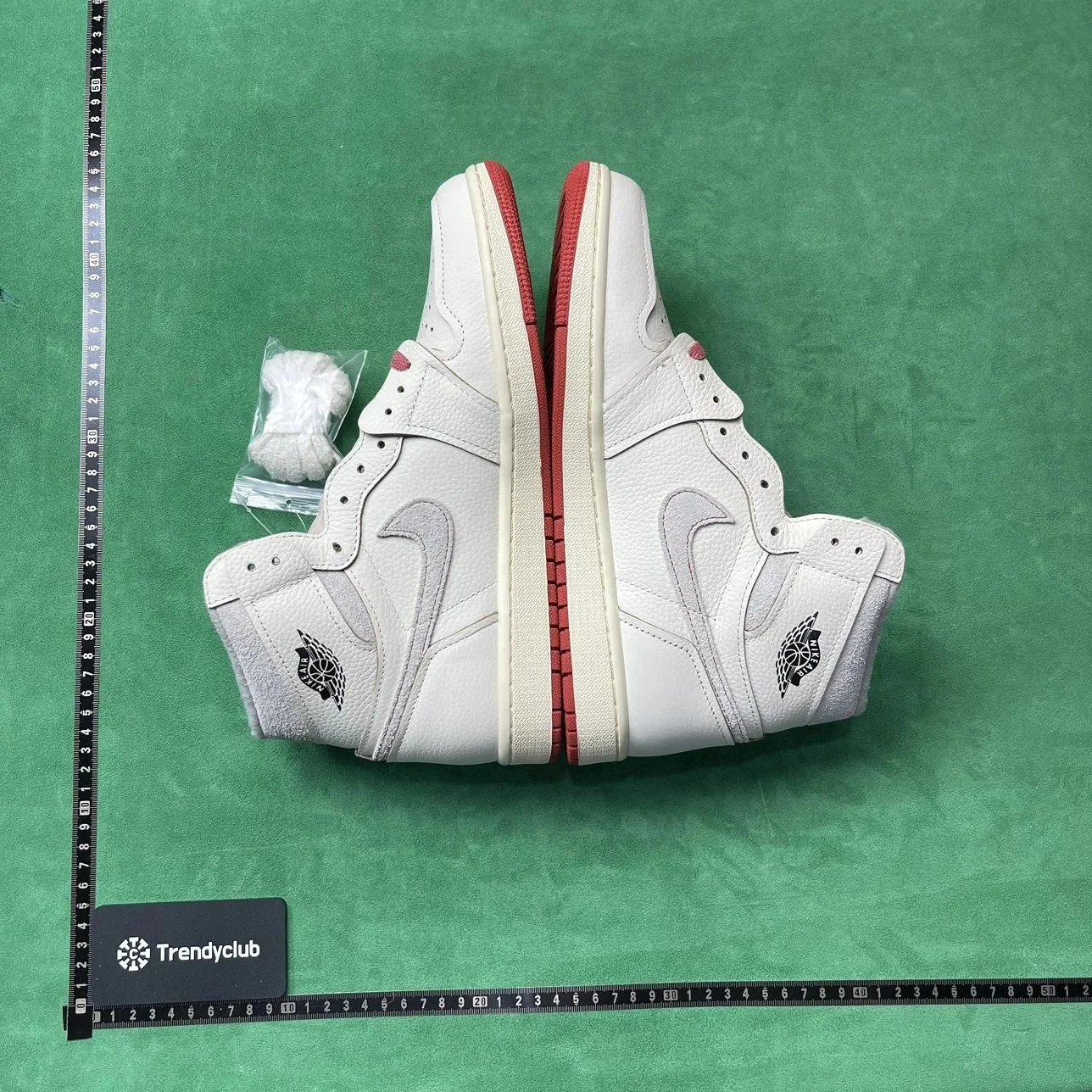 G Couple's Versatile Sneaker Collection
