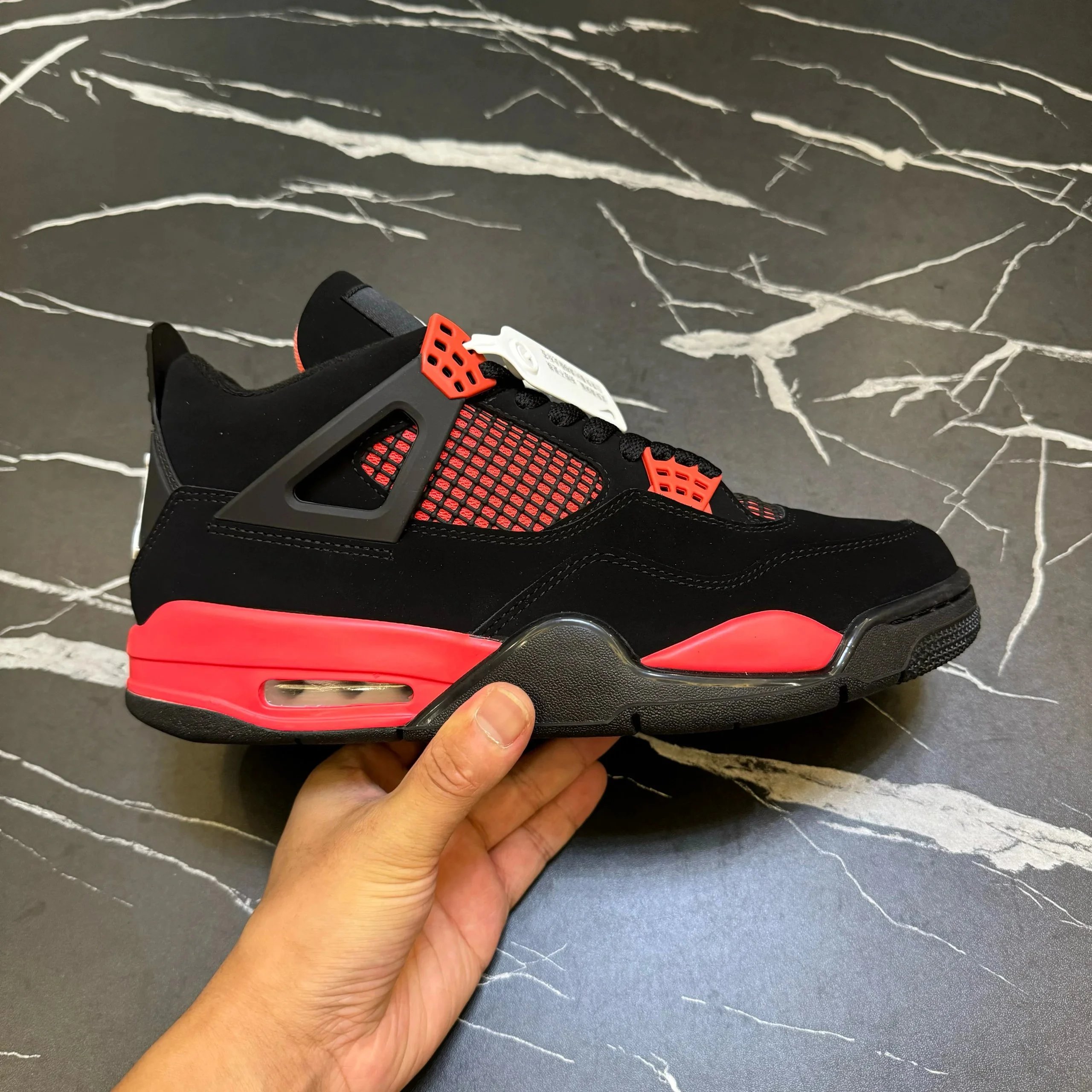 Black Red Thunder