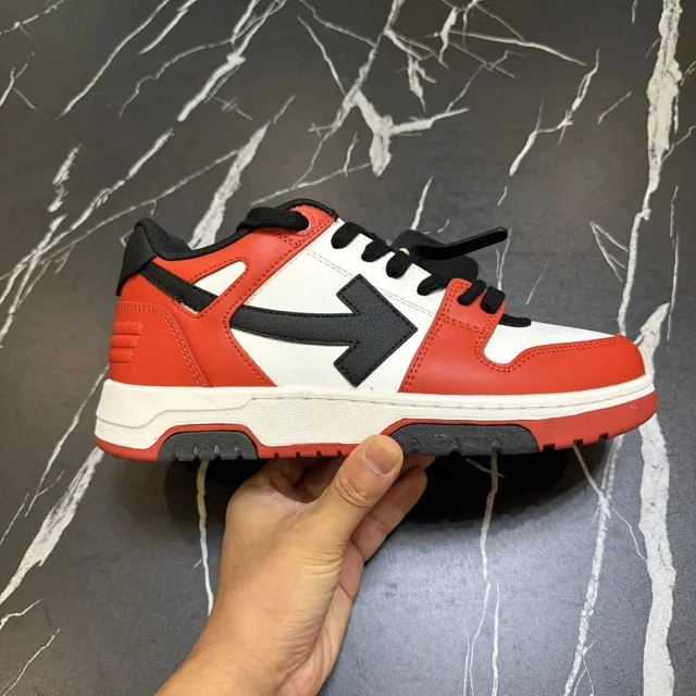 Unbranded Sneakers Low-Top with Arrow Side Appliqué and Chunky Lug Sole product detail image 21