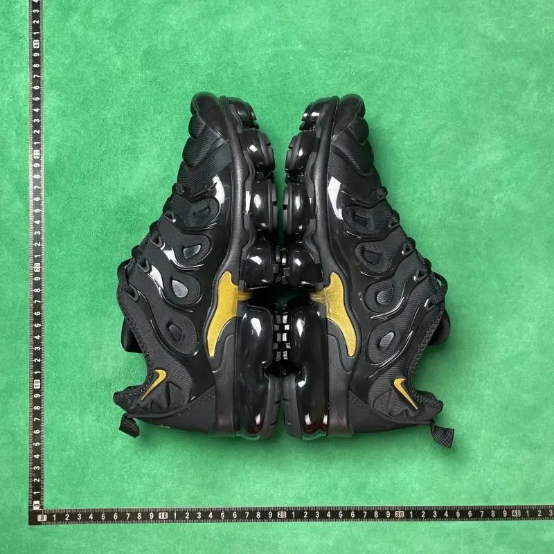 14号黑黄底924453-009