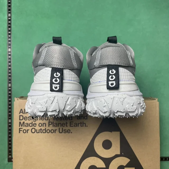 Nike Sneakers ACG Mountain Fly Low 2 product detail image 96