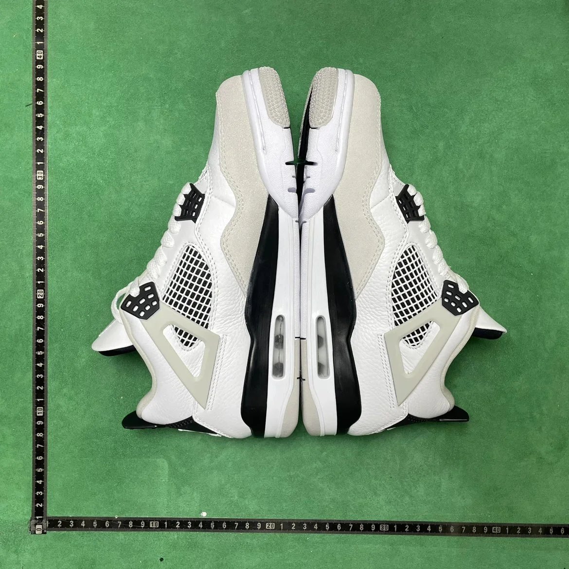 NIKE Jordan 4 foto 3