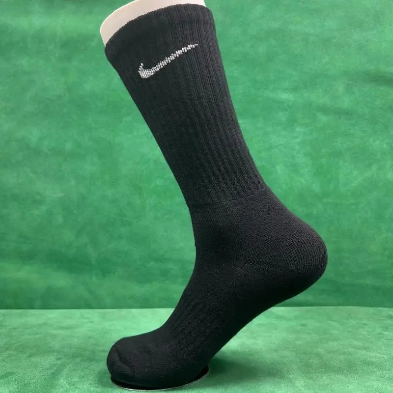 4号黑色高帮 一卡三双