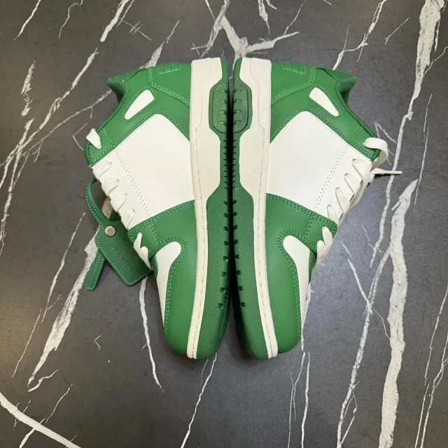 Unbranded Sneakers Low-Top with Arrow Side Appliqué and Chunky Lug Sole product detail image 91