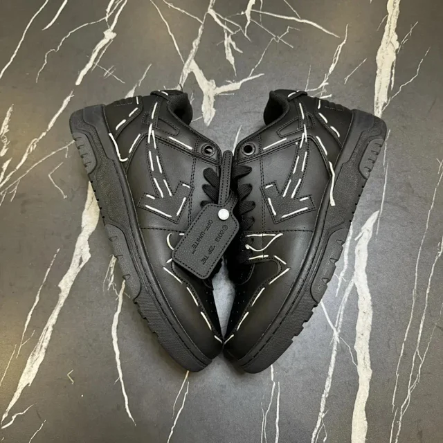 Unbranded Sneakers Low-Top with Arrow Side Appliqué and Chunky Lug Sole product detail image 99