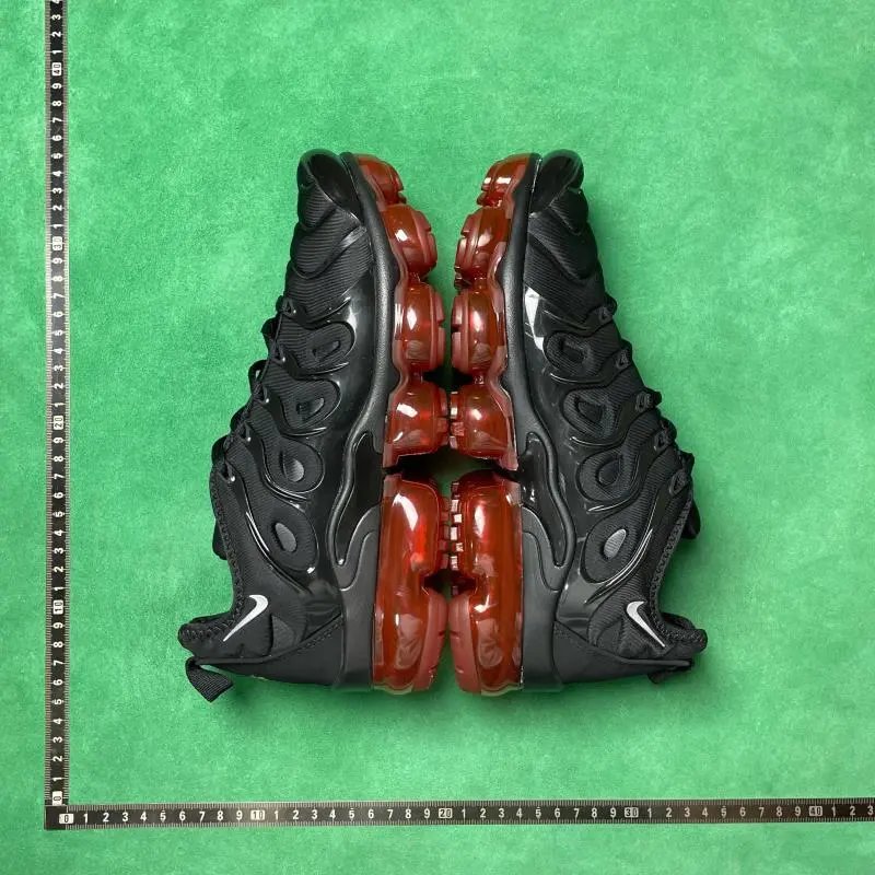 15号黑红底CV1646-001