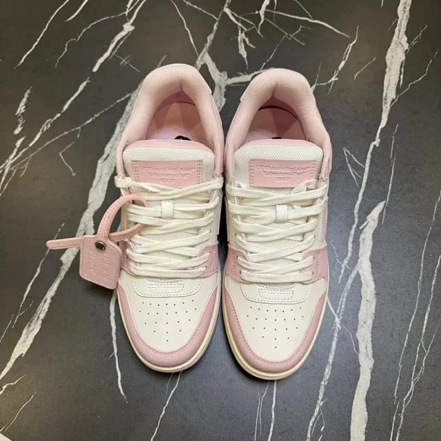 Unbranded Sneakers Low-Top with Arrow Side Appliqué and Chunky Lug Sole product detail image 17