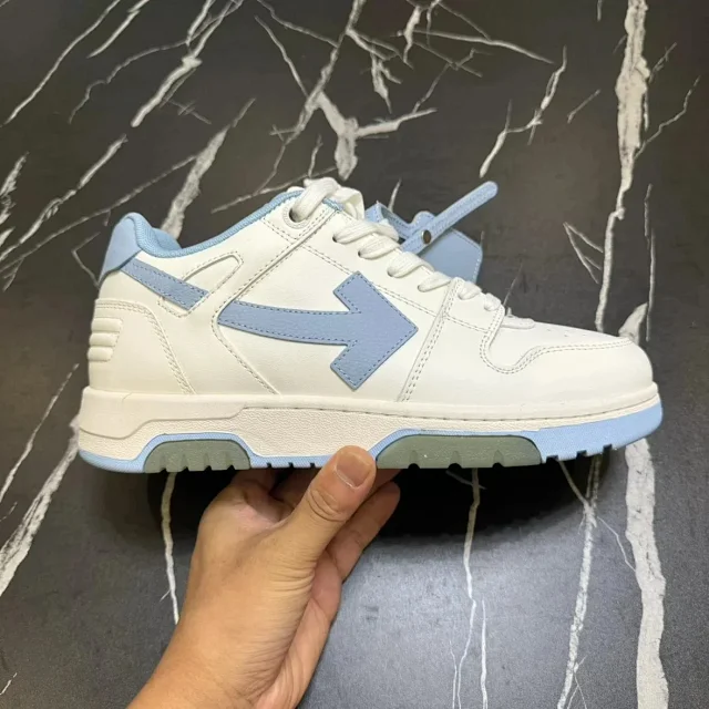 Unbranded Sneakers Low-Top with Arrow Side Appliqué and Chunky Lug Sole product detail image 57