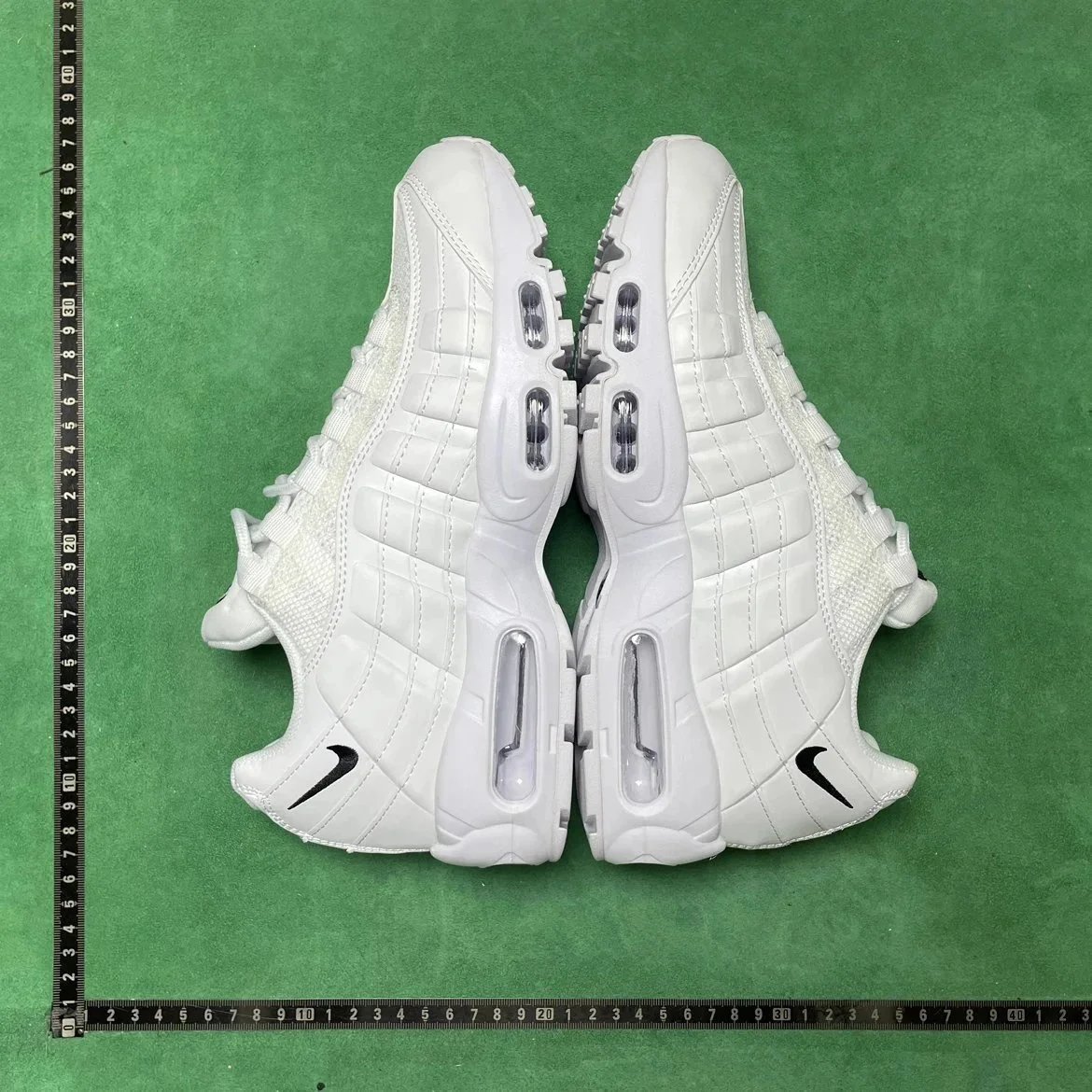 NCR Max 95系带皮革 减震防滑低帮跑步鞋