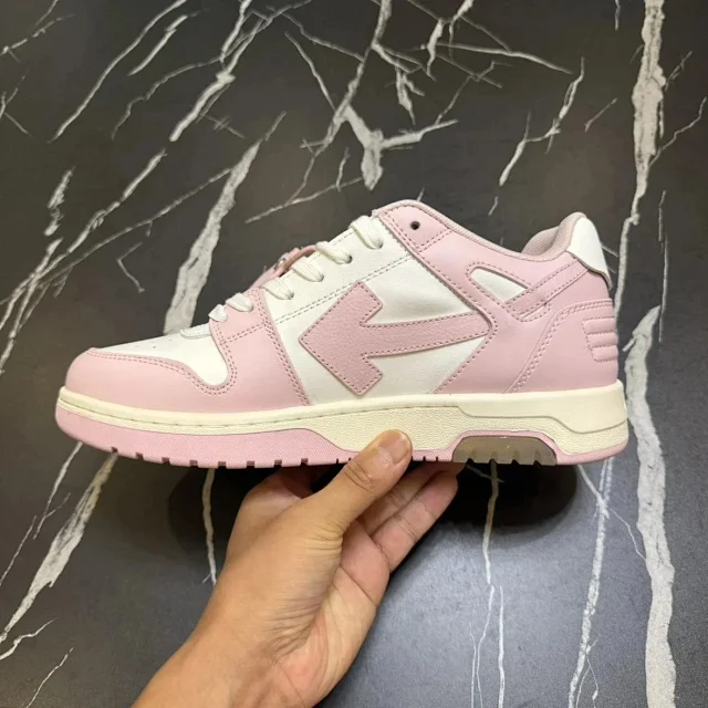Unbranded Sneakers Low-Top with Arrow Side Appliqué and Chunky Lug Sole product detail image 14