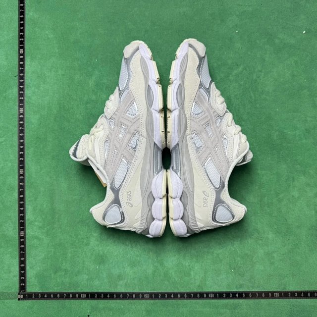 NYC Casual Running Shoes: seller detail photo 4