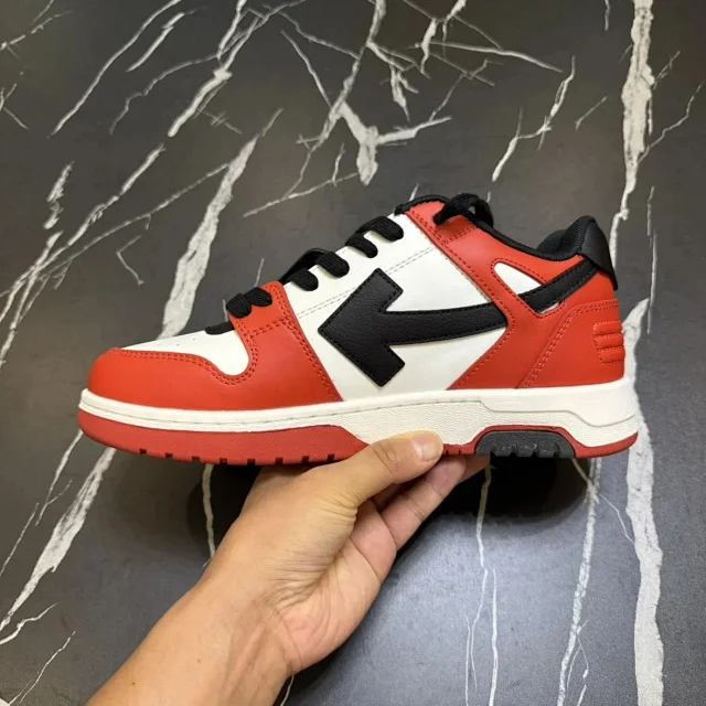 Unbranded Sneakers Low-Top with Arrow Side Appliqué and Chunky Lug Sole product detail image 23