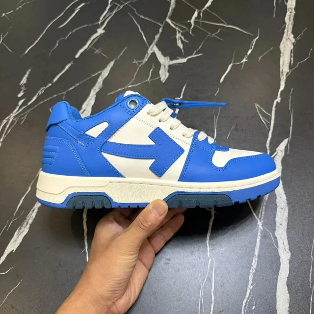Unbranded Sneakers Low-Top with Arrow Side Appliqué and Chunky Lug Sole product detail image 39