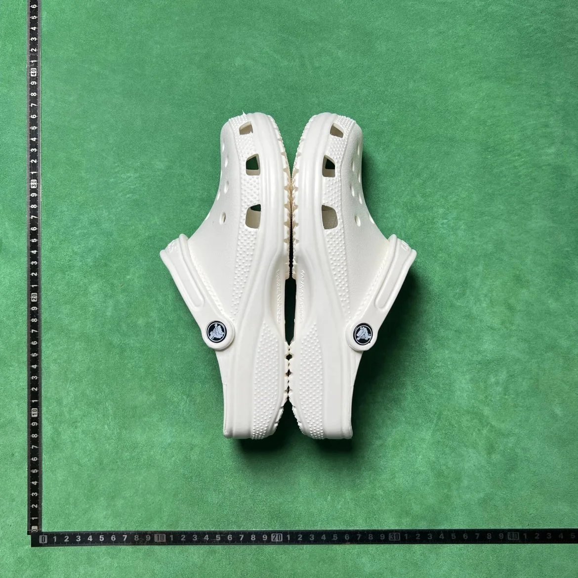 DC Classic Cloud Cloak Retro Beach Thin Bottom Hole Shoes