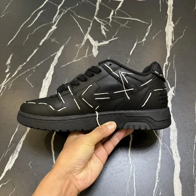 Unbranded Sneakers Low-Top with Arrow Side Appliqué and Chunky Lug Sole product detail image 95
