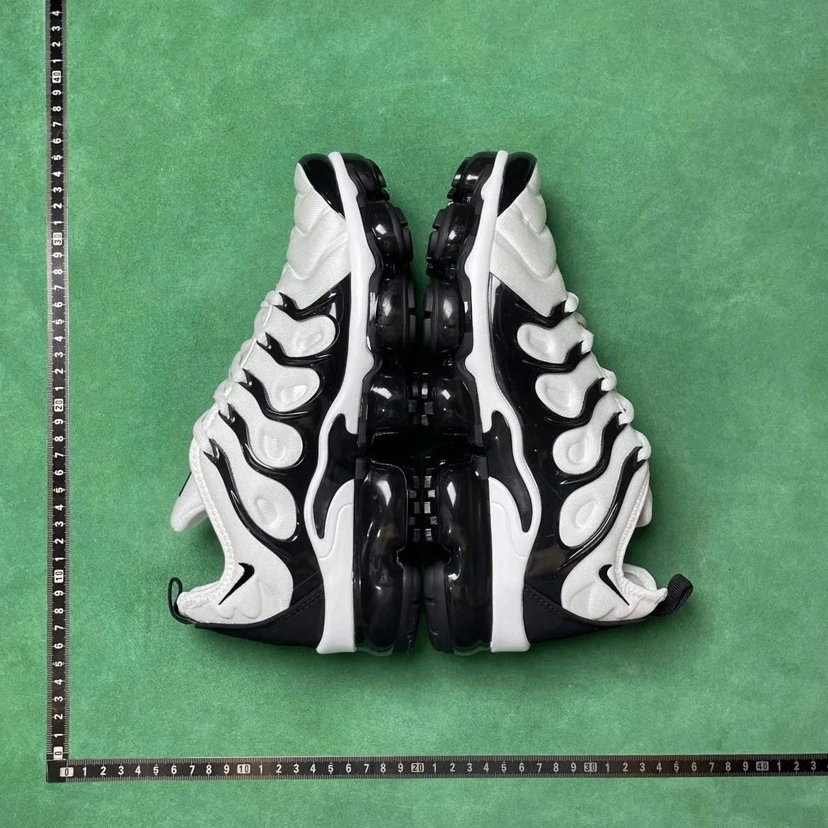 B0D 舒适百搭透气减震轻便低帮跑步鞋 8