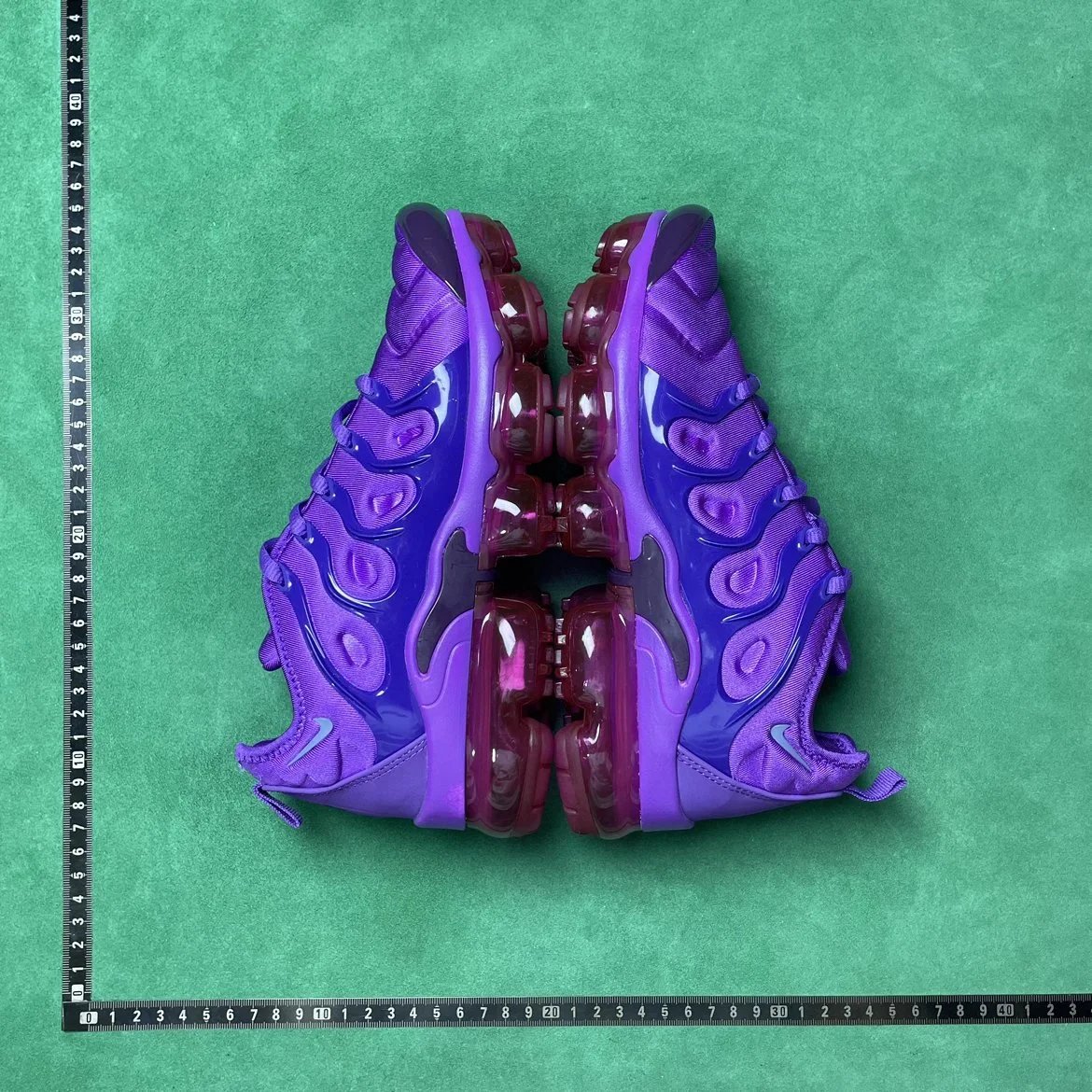 B0D 舒适百搭透气减震轻便低帮跑步鞋 3