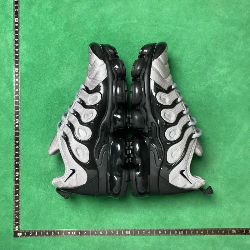 18号灰黑CK0900-001