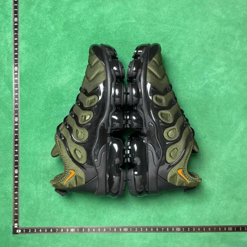 17号黑绿DQ4688-300