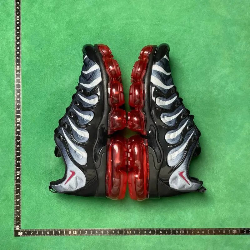 29号红黑灰AQ8632-001