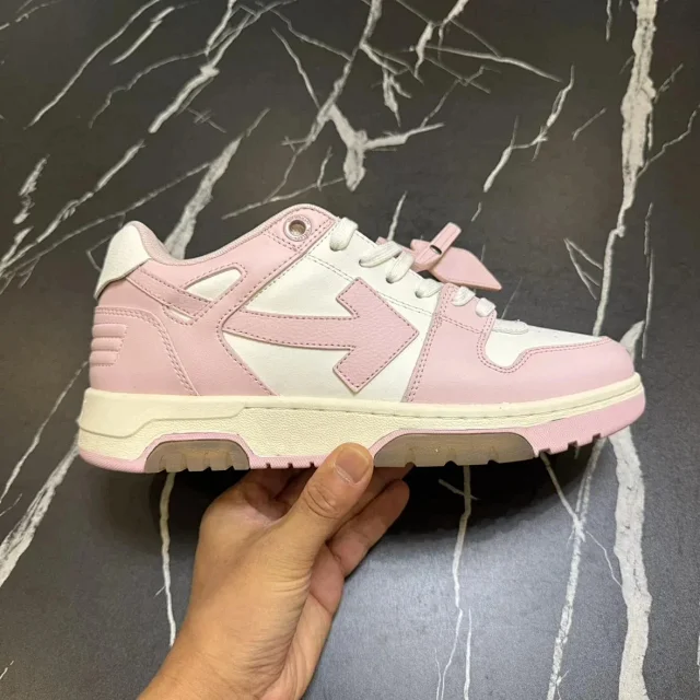 Unbranded Sneakers Low-Top with Arrow Side Appliqué and Chunky Lug Sole product detail image 12